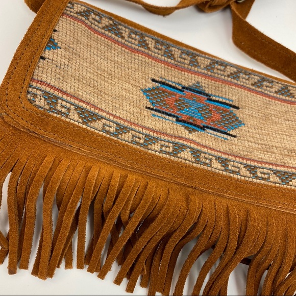 MINNETONKA tan suede fringe boho crossbody purse - Picture 2 of 5